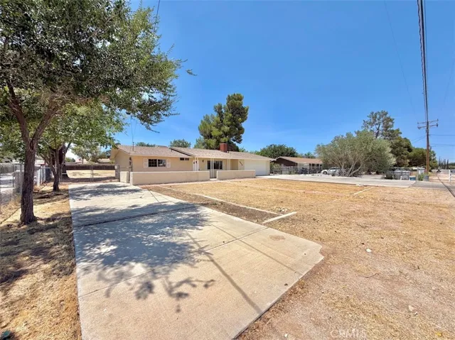 8938 Evergreen, Hesperia, California 92345