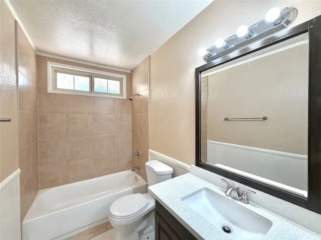 8938 Evergreen, Hesperia, California 92345
