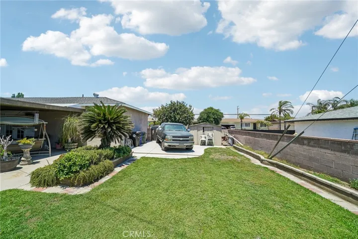 9929 Claremont, Bloomington, California 92316