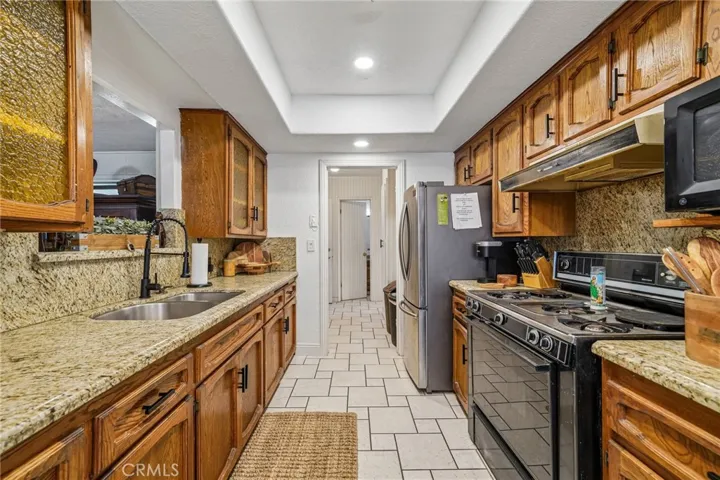 9929 Claremont, Bloomington, California 92316