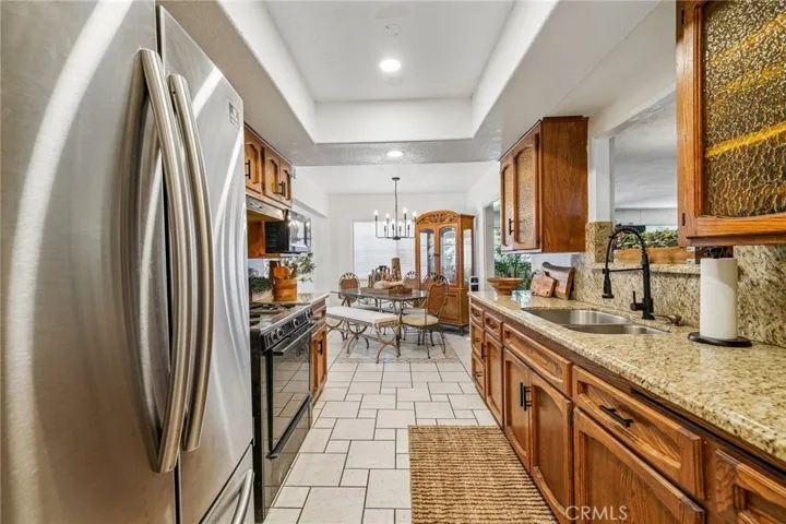 9929 Claremont, Bloomington, California 92316