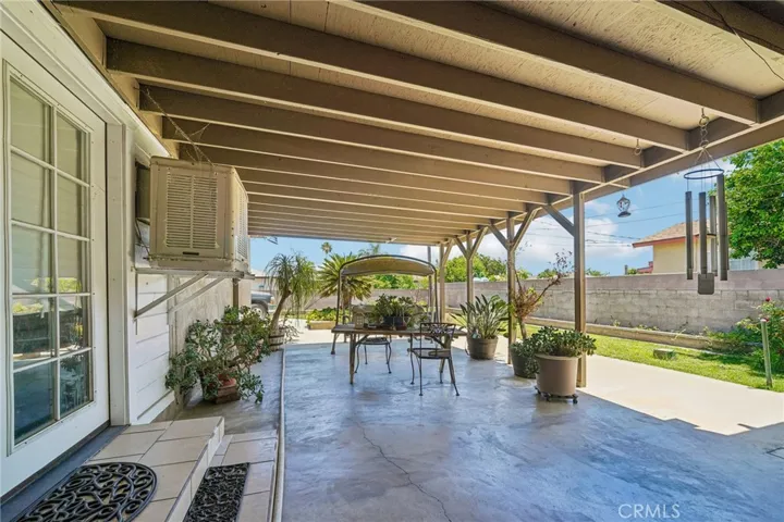 9929 Claremont, Bloomington, California 92316