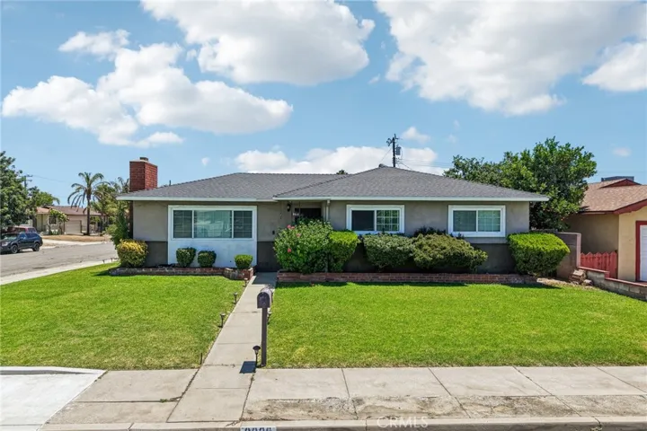 9929 Claremont, Bloomington, California 92316