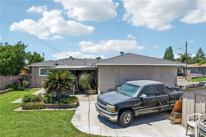 9929 Claremont, Bloomington, California 92316