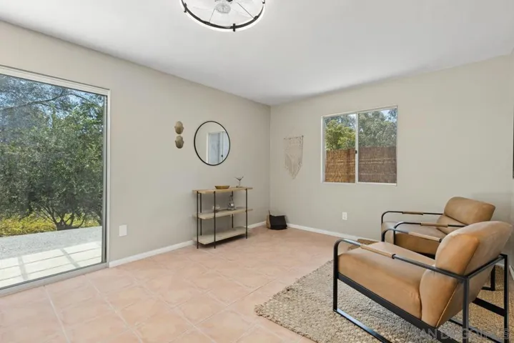 974 Via Hillview, Fallbrook, California 92028