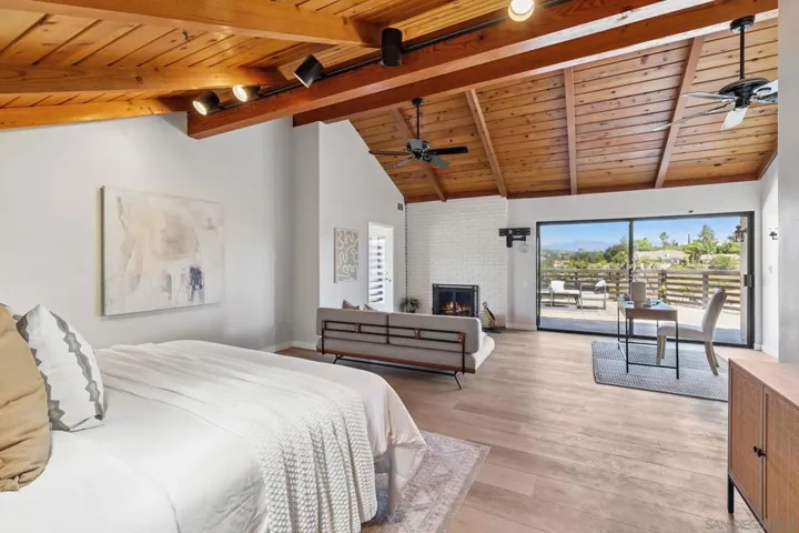 974 Via Hillview, Fallbrook, California 92028