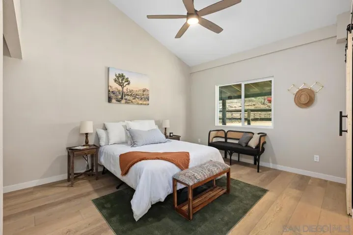 974 Via Hillview, Fallbrook, California 92028