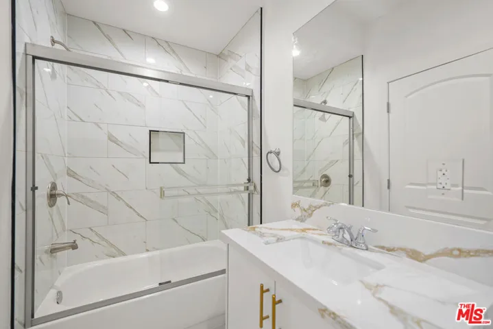 4176 Willimet Street Mr, Los Angeles, California 90039