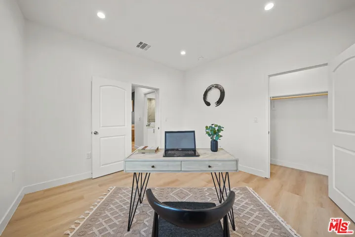 4176 Willimet Street Mr, Los Angeles, California 90039