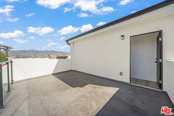 4176 Willimet Street Mr, Los Angeles, California 90039