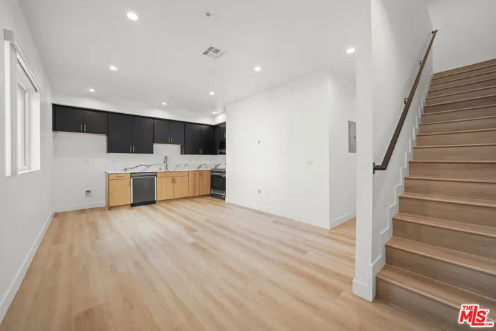 4176 Willimet Street Mr, Los Angeles, California 90039