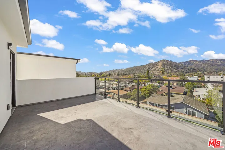 4176 Willimet Street Mr, Los Angeles, California 90039