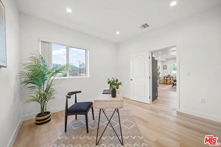 4176 Willimet Street Mr, Los Angeles, California 90039