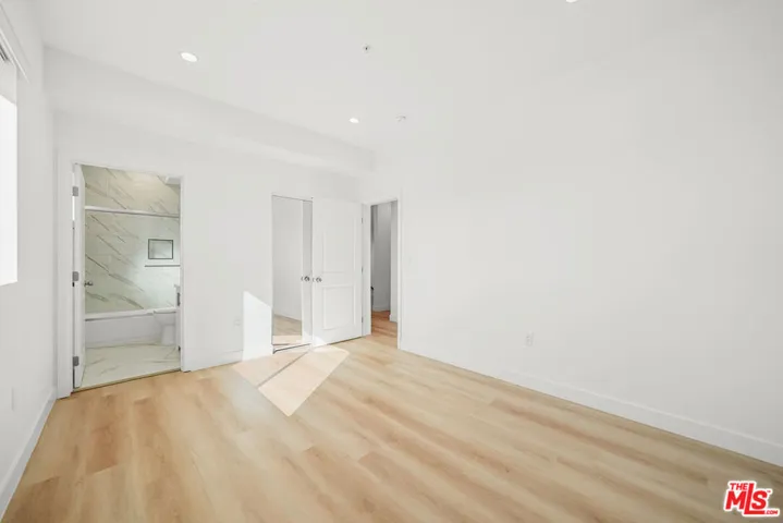 4176 Willimet Street Mr, Los Angeles, California 90039
