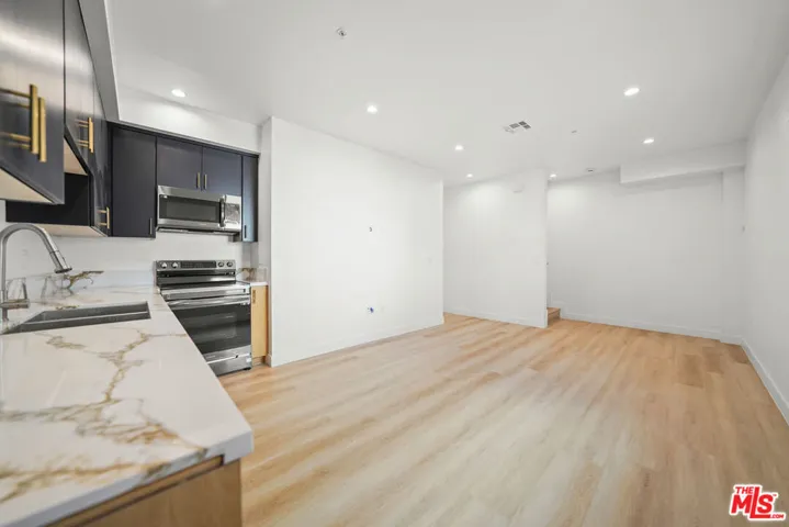 4176 Willimet Street Mr, Los Angeles, California 90039