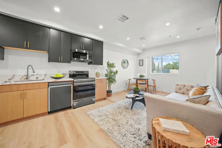 4176 Willimet Street Mr, Los Angeles, California 90039