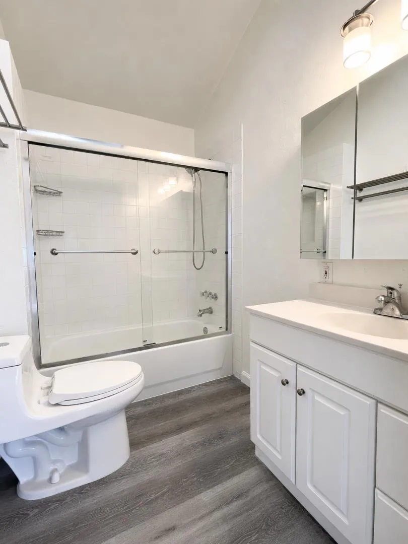 134 Cypress A Upstairs, Redwood City, California 94061 — photo 5
