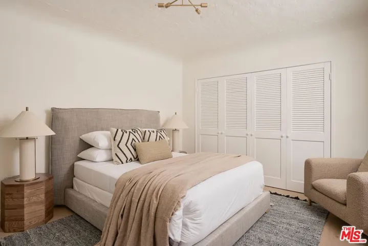 8607 Clifton Way, Beverly Hills, California 90211