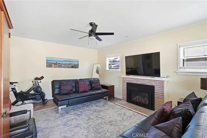 Home(319) -Living Room