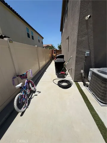 Left side yard