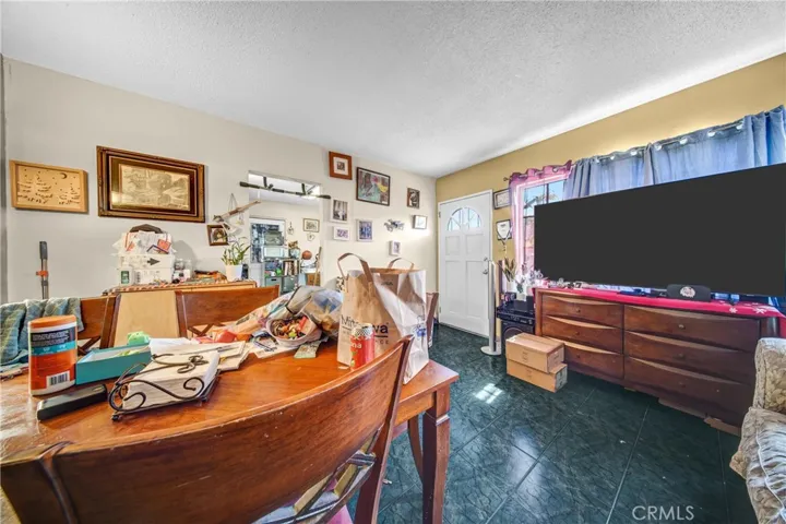 9620 Felton, Inglewood, California 90301