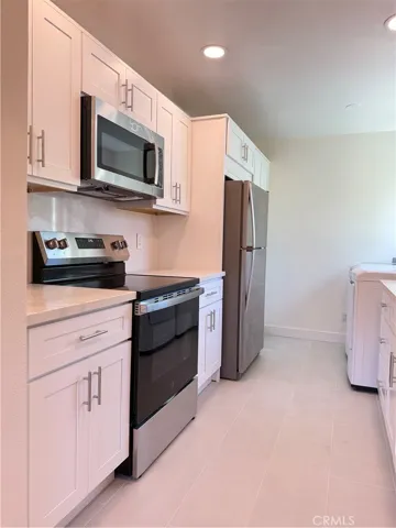 4728 Park Granada 231, Calabasas, California 91302