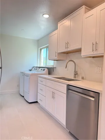 4728 Park Granada 231, Calabasas, California 91302