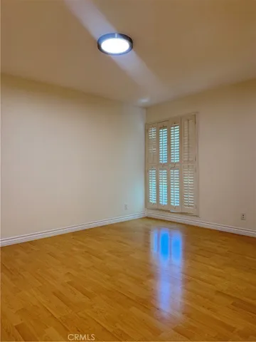 4728 Park Granada 231, Calabasas, California 91302