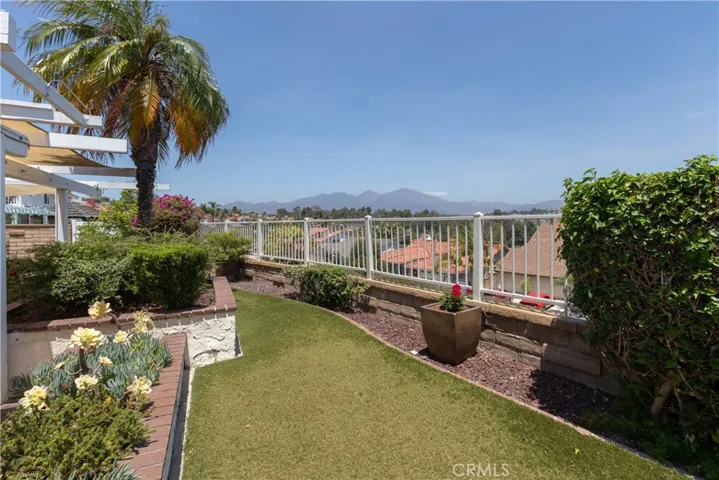 Turf area with the BEST mountain view!!