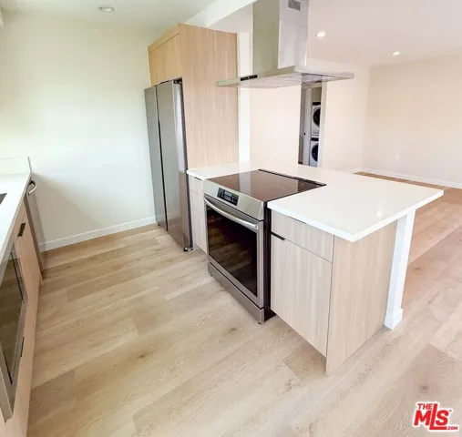 1302 Amethyst Street, Redondo Beach, California 90277