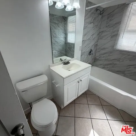 5113 W 20th Street 5113 1/2, Los Angeles, California 90016