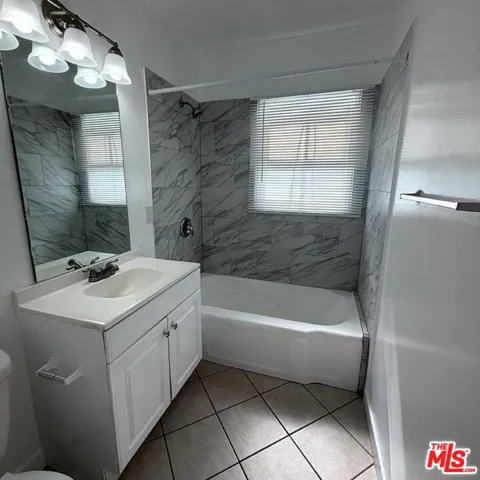 5113 W 20th Street 5113 1/2, Los Angeles, California 90016