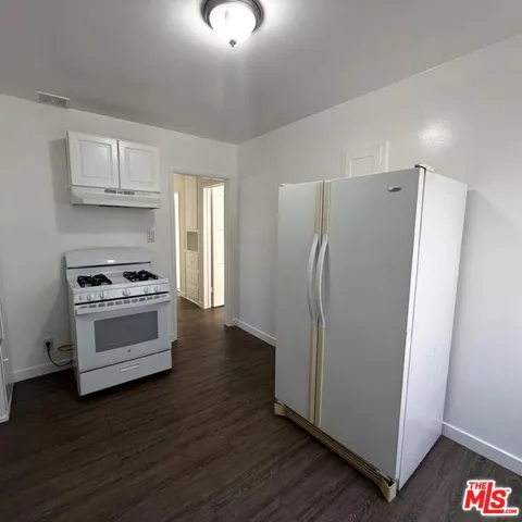 5113 W 20th Street 5113 1/2, Los Angeles, California 90016