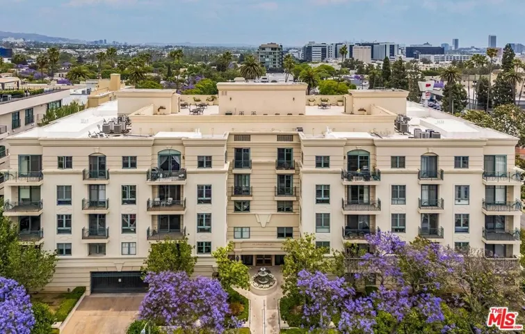430 N Oakhurst Drive 202, Beverly Hills, California 90210