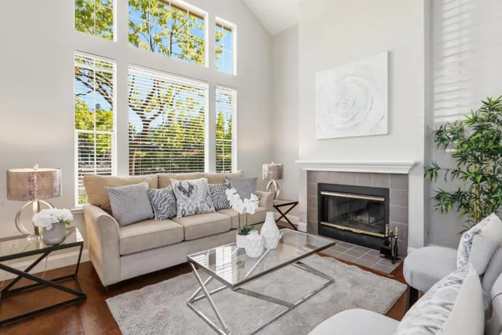 21865 Eaton Place, Cupertino, California 95014