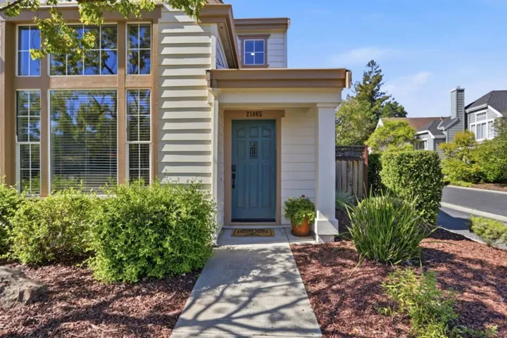 21865 Eaton Place, Cupertino, California 95014