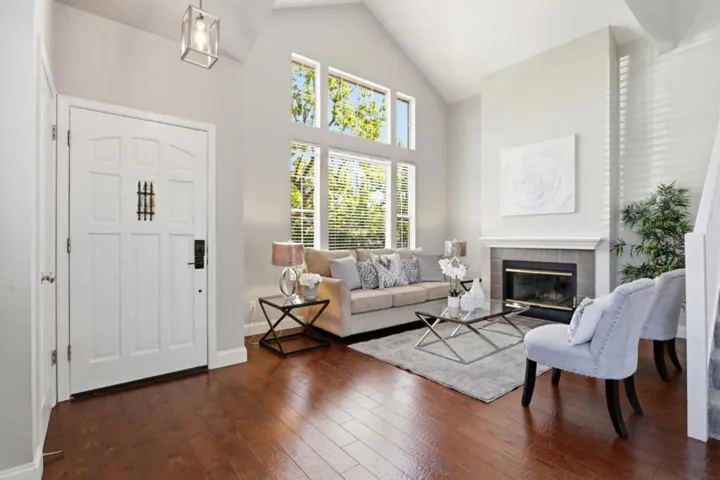 21865 Eaton Place, Cupertino, California 95014