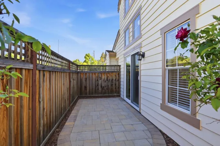 21865 Eaton Place, Cupertino, California 95014