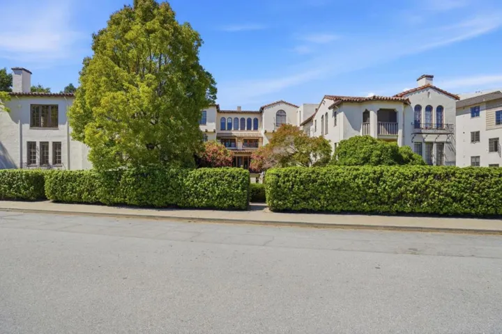 212 Eaton Road 11, San Mateo, California 94402