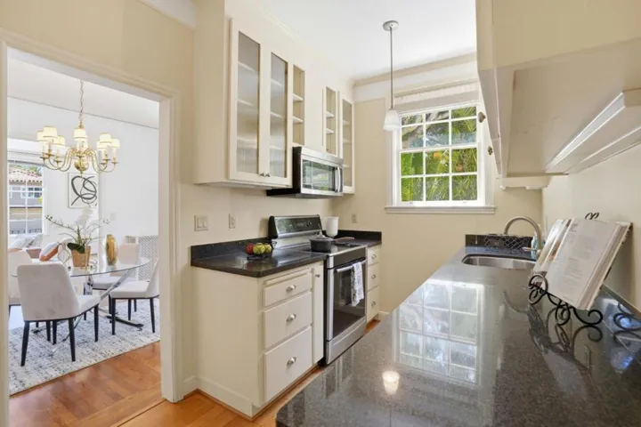 212 Eaton Road 11, San Mateo, California 94402