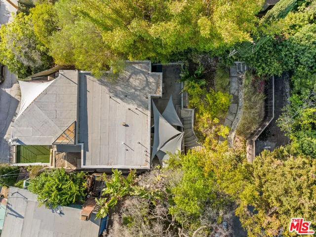 3921 Clayton Avenue, Los Angeles, California 90027