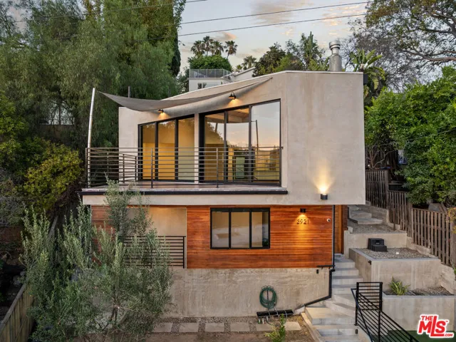 3921 Clayton Avenue, Los Angeles, California 90027