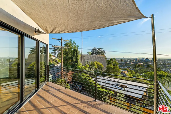 3921 Clayton Avenue, Los Angeles, California 90027