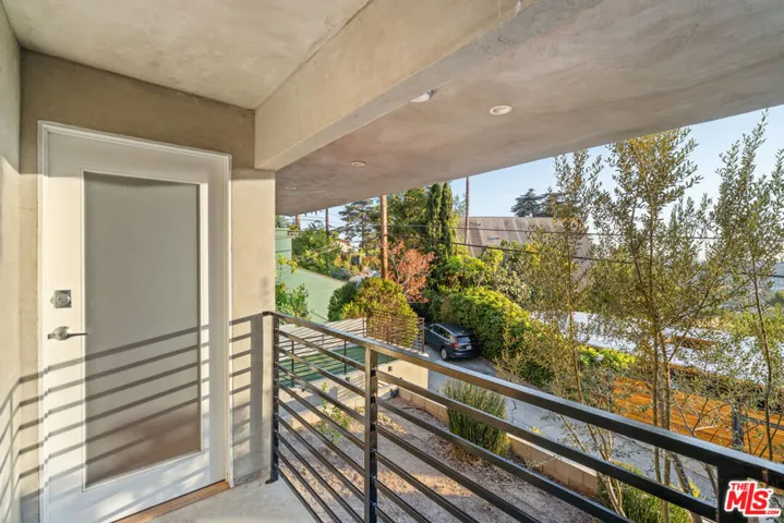 3921 Clayton Avenue, Los Angeles, California 90027