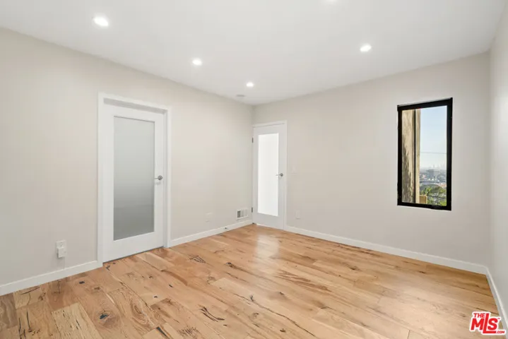 3921 Clayton Avenue, Los Angeles, California 90027