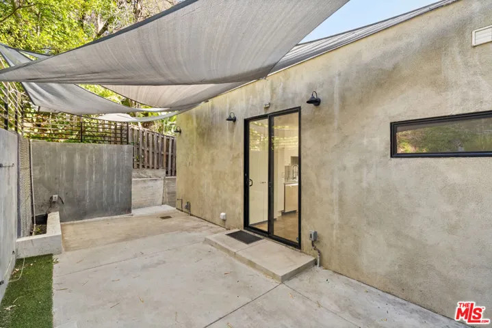 3921 Clayton Avenue, Los Angeles, California 90027