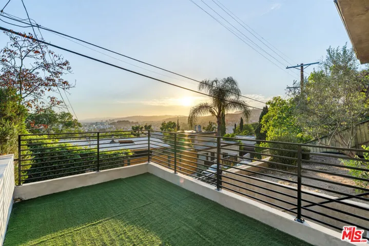 3921 Clayton Avenue, Los Angeles, California 90027