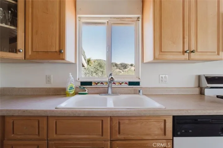 403 Cuddy Canyon Road, Lebec, California 93243