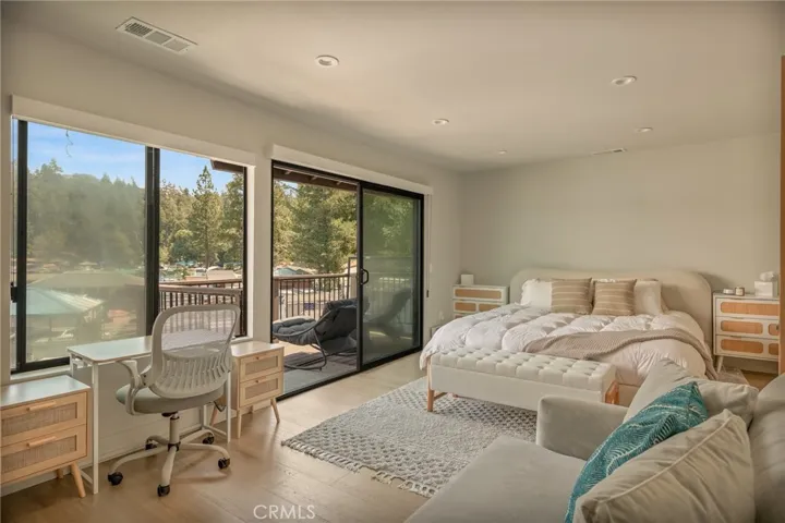 180 Ca-173, Lake Arrowhead, California 92352