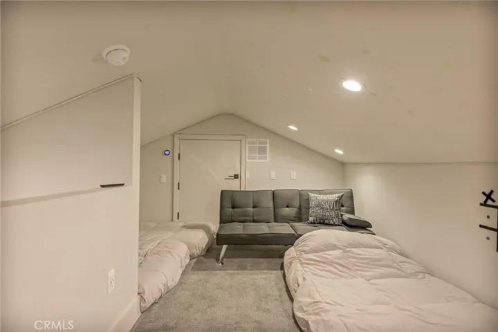 180 Ca-173, Lake Arrowhead, California 92352